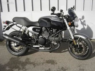 ducati-gt-1000-sporclassic-avec-une-belle-preparation