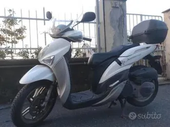 yamaha-xenter-125-2012