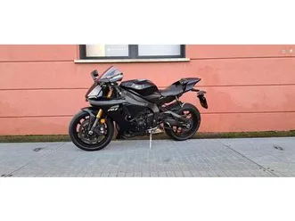 vendo-yamaha-yzf-r1-2017-19-usata-a-bologna-codice-9643855-moto-it