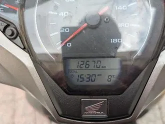 honda-sh-300i-topbox