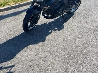 z1000
