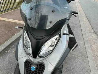 scooter-piaggio-mp3-350