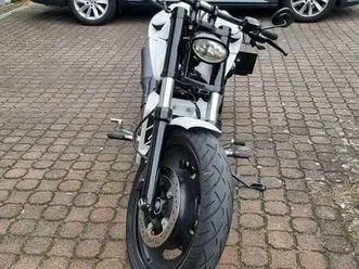 harley-davidson-night-rod-chopper-cruiser-in-weiss-gebraucht-in-frankfurt-am-main-fuer-eur-20