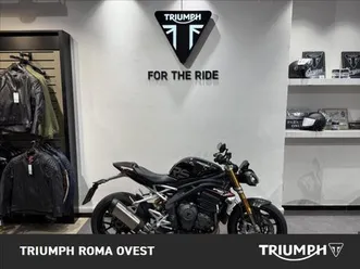 triumph-speed-triple-1200-rs