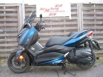 yamaha x-max 400
