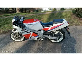 yamaha-fzr-600-genesis
