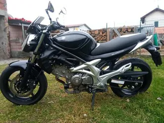 vendo-suzuki-gladius-650-sfv-2009-15-usata-a-lignana-codice-9645486-moto-it