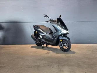 honda-pcx-125-i-2025-i-neu-summer-deals
