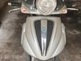 beverly-piaggio-250-cc-i-e