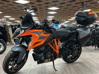 ktm-1290-superduke-gt