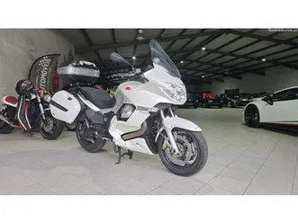 moto-guzzi-norge-1200-gt-8v