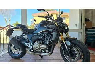 vendo qj motor srk 550 (2024 - 25) usata a tivoli (codice 9648206) - moto.it