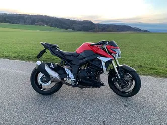 suzuki-gsr-750-ab-mfk