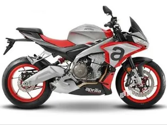aprilia-tuono-660