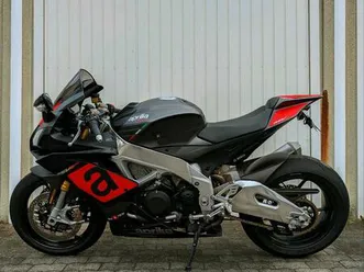 aprilia-rsv4-rr-euro4