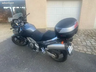 moto-suzuki-vstrom-1000