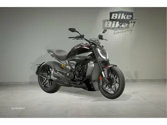 moto neuve: ducati xdiavel v4