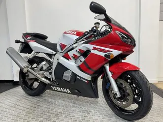 yamaha-r6-yzf-r6-sold-with-warranty-and-new-mot-599-cc