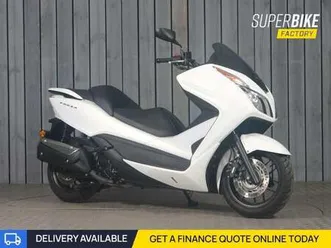 2016-66-honda-forza-300