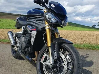 speed-triple-1200-rs