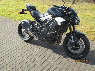 kawasaki-z-900-modell-2025-4-j-garantie