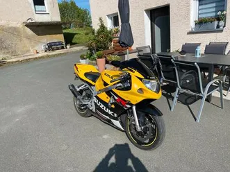 suzuki-gsx-r600-k1