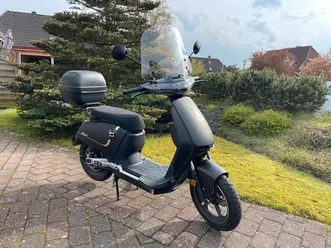 super-soco-cux-45-km-h-e-roller