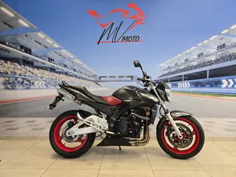 suzuki-gsr-600-yoshimura