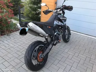 ktm-640-lc4-supermoto