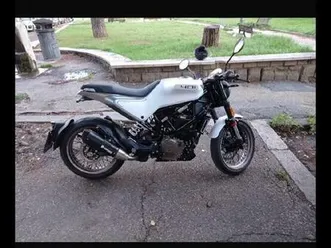 vendo-husqvarna-vitpilen-401-2021-23-usata-a-roma-codice-9652879-moto-it