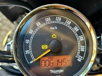 triumph-rocket-3-roadster-1-hand-6-200km