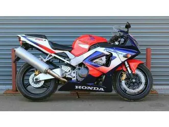 honda-cbr900rr-fireblade-2000-929-cc
