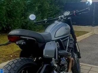 vendo-ducati-scrambler-800-night-shift-2021-22-usata-a-albiolo-codice-9654947-moto