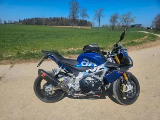 aprilia-tuono-v4-1100-rr-top-zustand