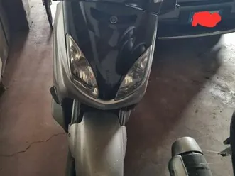 vendo-yamaha-x-max-250-2005-07-usata-a-isola-d'asti-codice-9655049-moto-it