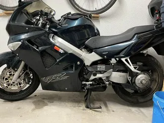 honda vfr800 fi rc46 2000r olsztyn