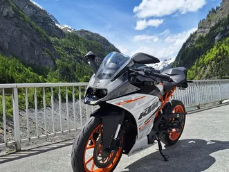 ktm-rc-390-abs