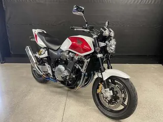 2012-honda-cb1300-only-3411-km's