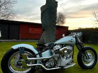 harley panhead bobber style