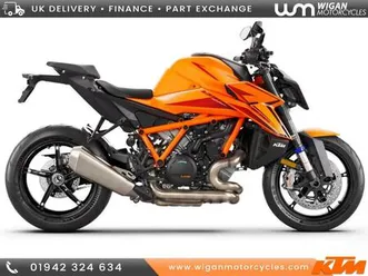 ktm 1290 superduke r