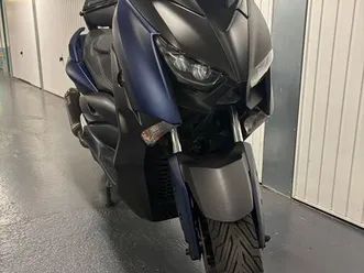 vends-yamaha-x-max-300-abs-premiere-main-au-prix-de-3-490