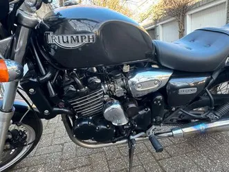 triumph-legend-tt-309rt-mit-seiten-koffer
