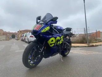 yamaha-r1