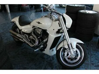 suzuki-vzr-1800-black-white-super-umbau
