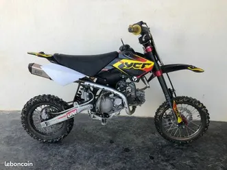 dirt-ycf-150-daytona-tenue-cross