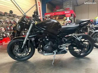 triumph-street-triple-s-660-bridee