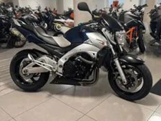 suzuki gsr 600 - 2006