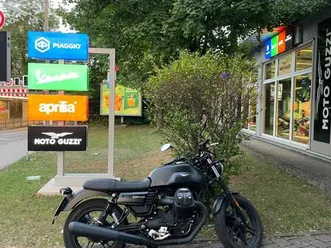 moto-guzzi-v7-iii-stone-in-black-top-zustand