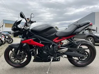 triumph-street-triple-675-r-2014-675-cm3-moto-roadster-8-062-km-noir-56600-laneste