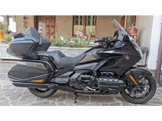 vendo honda gl 1800 gold wing tour (2021 - 23) usata a cesena (codice 9660117) - moto.it